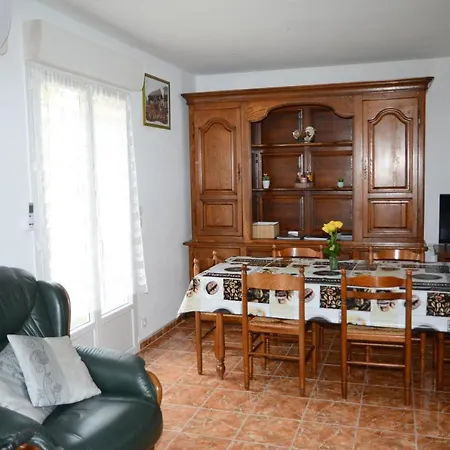 Gite De 85M2 Situe A Sommery De 1 A 6 Pers Extérieur photo