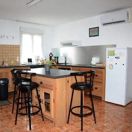 Gite De 85M2 Situe A Sommery De 1 A 6 Pers Extérieur photo